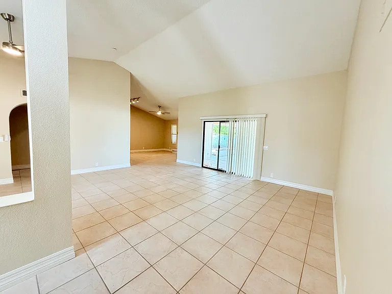 9856 W Rimrock Dr — Photo 6