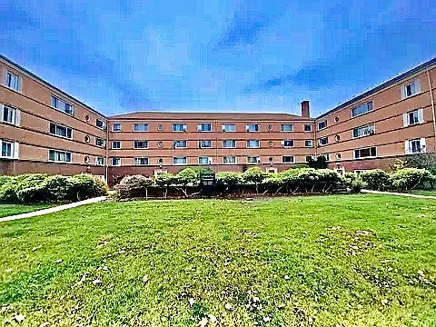 1112 N Harlem Ave #3