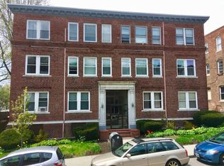 26 Park Vale Ave APT 12, Allston, MA 02134