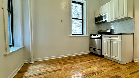 Rented by HOLTON REAL ESTATE INC.