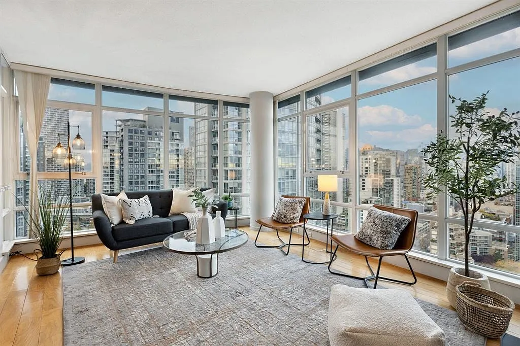 2 bed, 1100 sqft, $4,500 — Photo 2