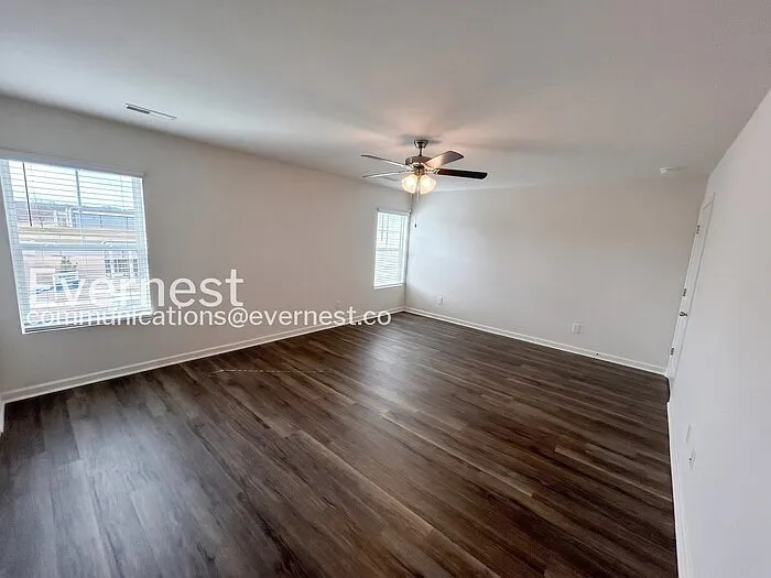 209 Maple Spring Trl — Photo 8