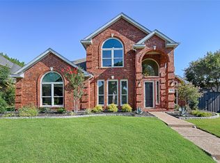 2037 Usa Dr, Plano, TX 75025