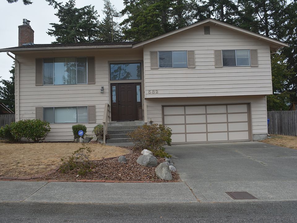 1st image of 582 NW 2nd Ave