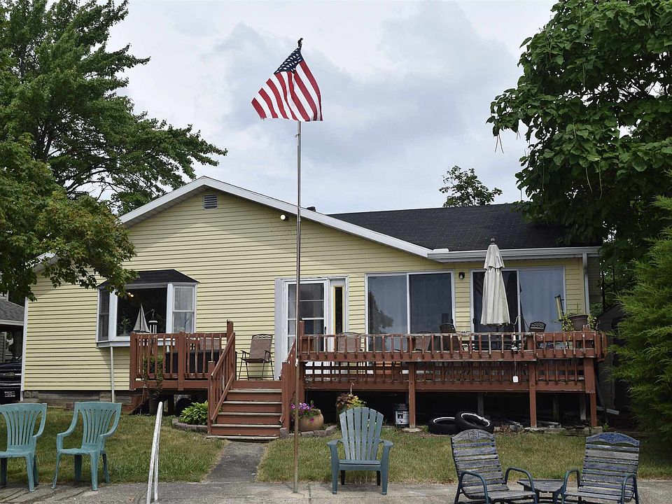 1st image of 2123 Poets Dr