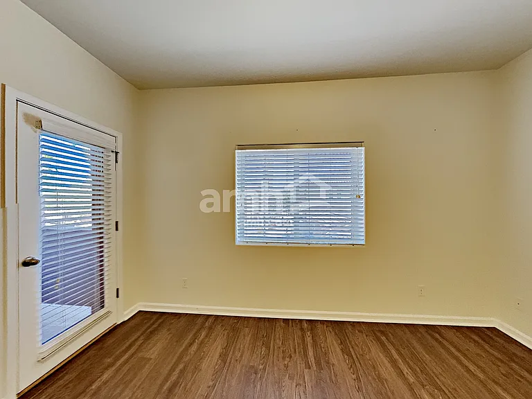 20025 N 20th St #115 — Photo 9