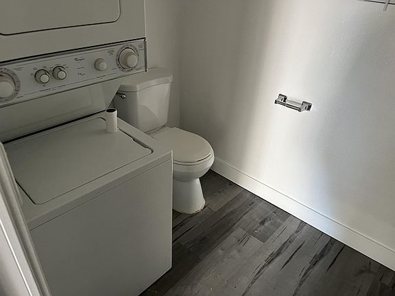 4th image of 1101 Waterloo St #16972082