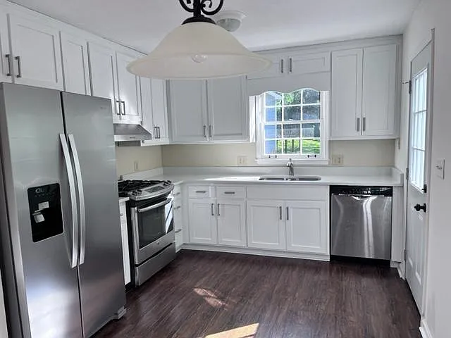 2241 Sims Dr NE — Photo 2