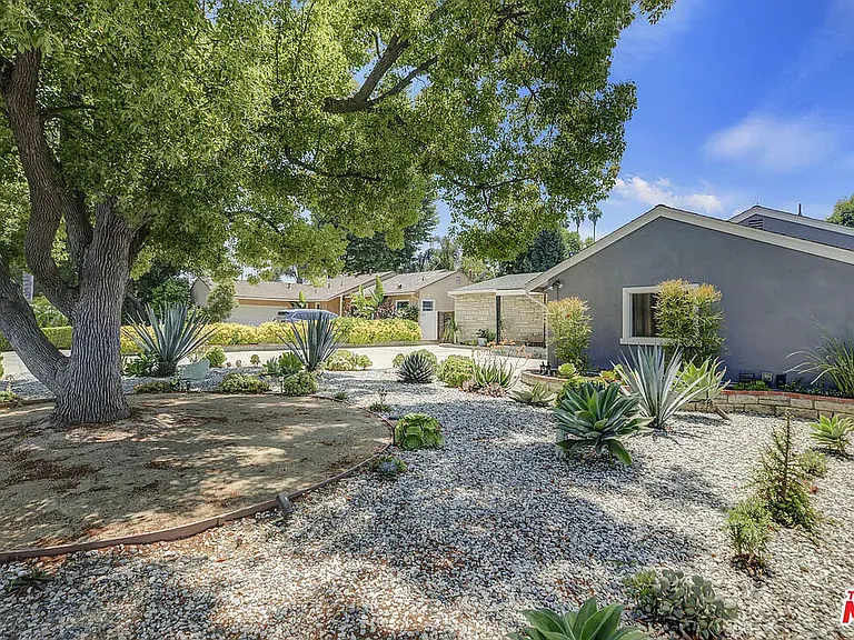 5127 Gaynor Ave — Photo 3