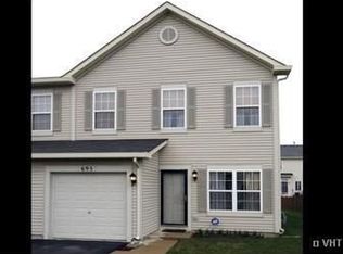 695 S Shannon Dr, Romeoville, IL 60446