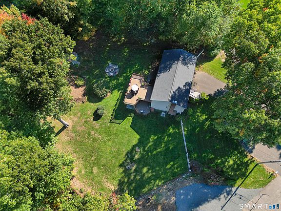 5th image of 78 Sunnyview Drive