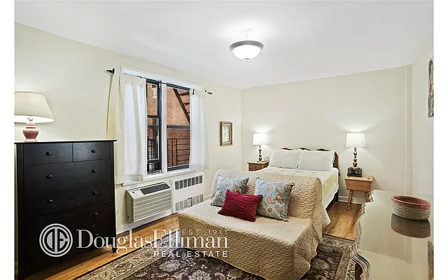 Sold by Douglas Elliman | media 5