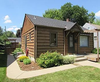 3rd image of 4424 32nd Ave S