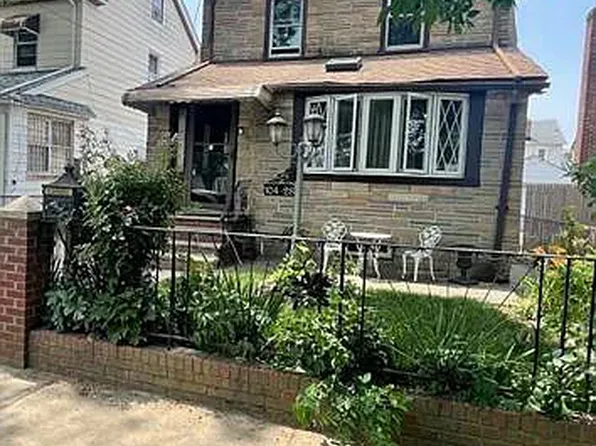 10428 210th St, Queens Village, NY 11429