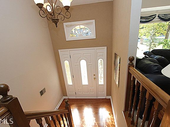 2nd image of 2155 Spencer Ct