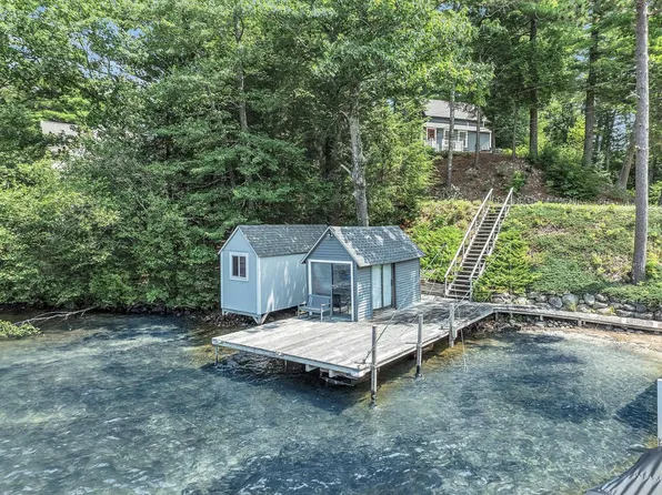 14 Farmington Road, Alton, NH 03810