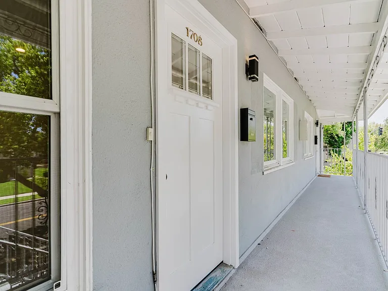1700 N Fairview St #1708 — Photo 3