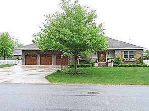 2nd image of 4876 Townsend Ct