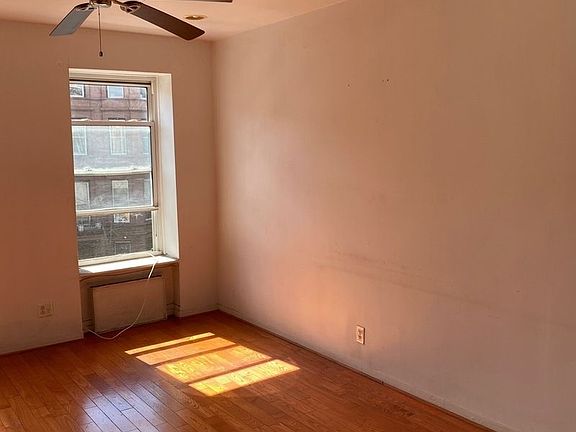 2nd image of 109 Hancock St APT 3A