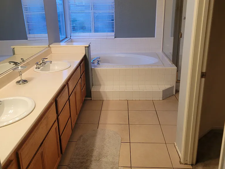 38840 Edgemont Dr — Photo 13