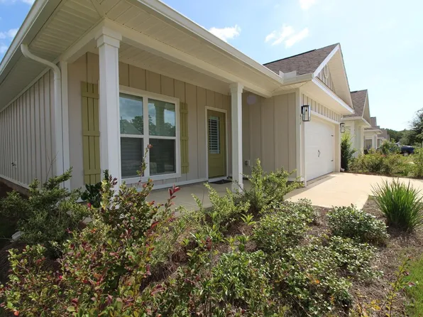 454 Lightning Bug Ln, Freeport, FL 32439