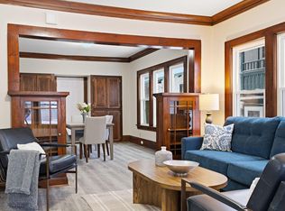 1820 Irving Ave N, Minneapolis, MN 55411