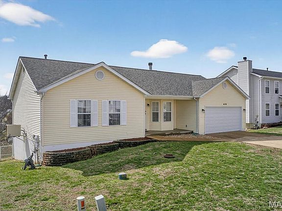 3rd image of 4159 Whitehall Dr
