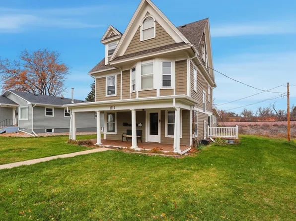 1113 Kingsbury St, Belle Fourche, SD 57717