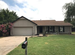 6829 S 30th Ave W, Tulsa, OK 74132