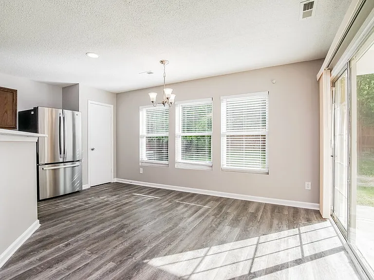 2613 Quarry Ridge Ln — Photo 7