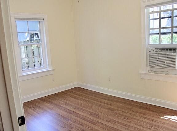 4th image of 253 Oleander Ave APT 5