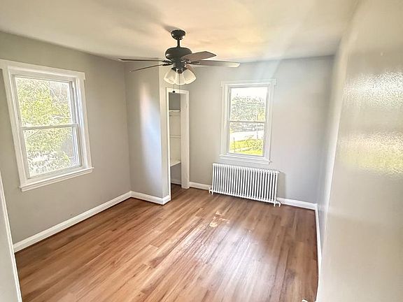 5th image of 2980 Cornwall Rd