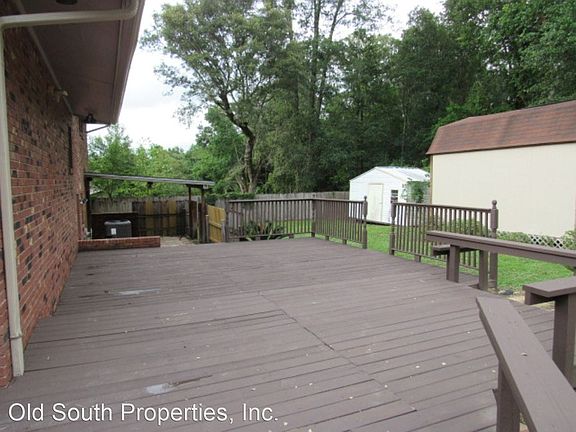 2nd image of 1136 Candlewood Cir