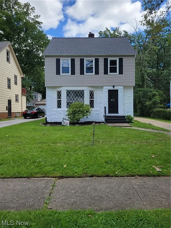 851 Roanoke Rd photo 1
