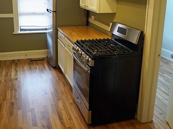 2nd image of 1182 Edmund Ave APT 1