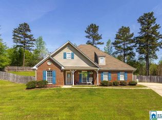 121 Parkwood Ln, Odenville, AL 35120