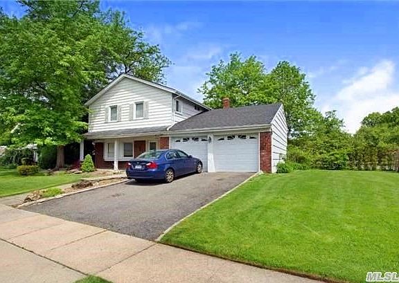 2nd image of 144 South Dr