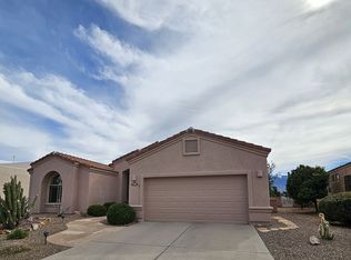 2749 S Greenside Pl, Green Valley, AZ 85614