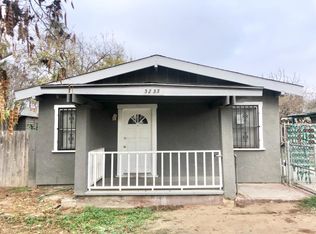3233 E Townsend Ave, Fresno, CA 93702