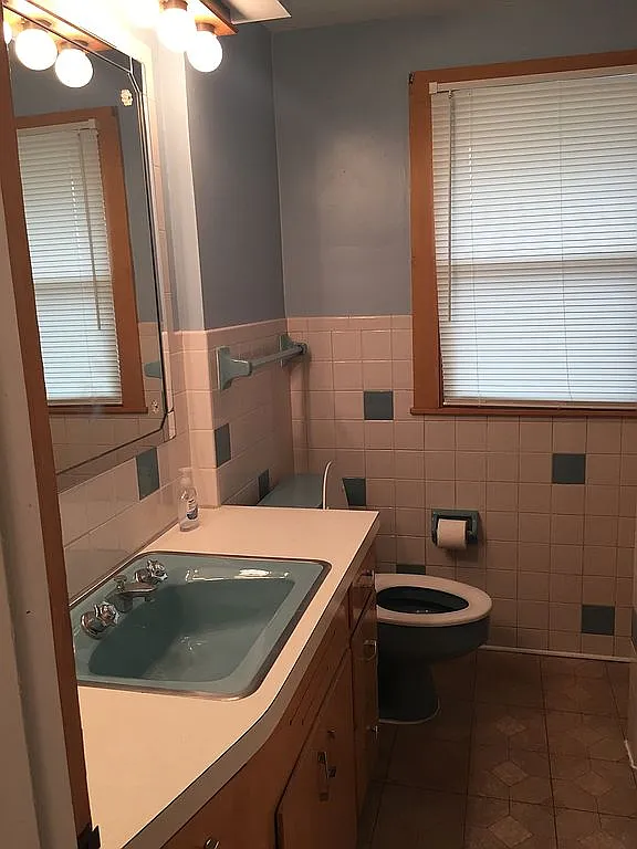 567 Nash Ave photo 1