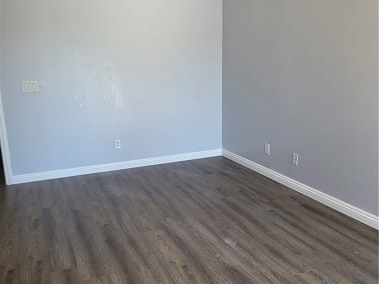 10564 Moultrie Ave — Photo 18