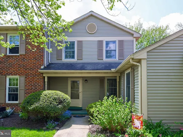 46 Ashlea Vlg, New Holland, PA 17557