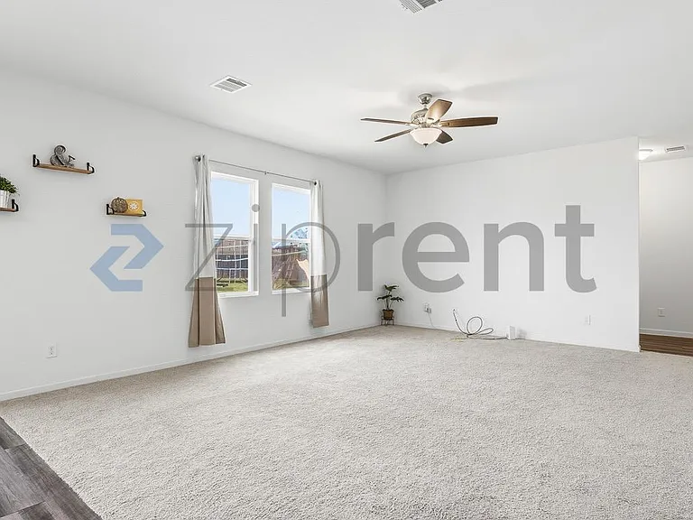 1021 Pin Cherry Ln — Photo 13
