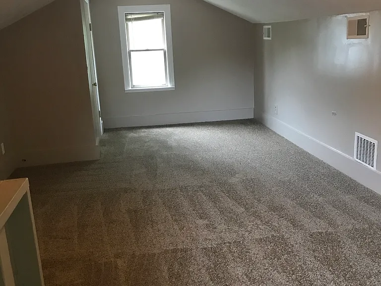 1325 Bower St — Photo 9