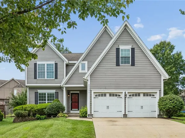8925 W 132nd Ter, Overland Park, KS 66213