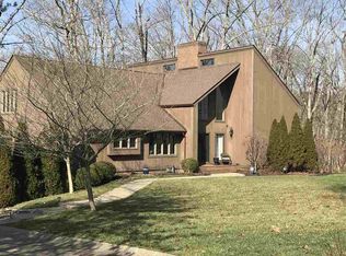 6 Delta Dr, Huntington, WV 25705