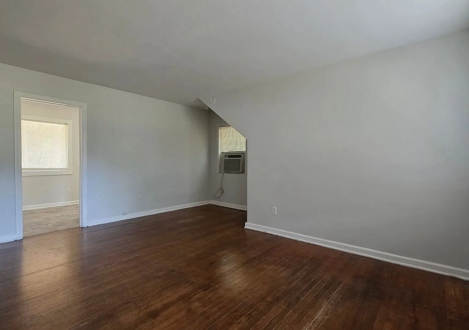 903 A 7th Avenue — Photo 3
