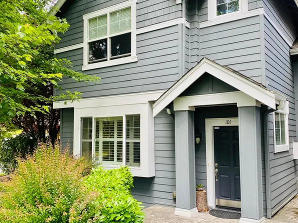 18874 NE 67th Way Unit 101, Redmond, WA 98052