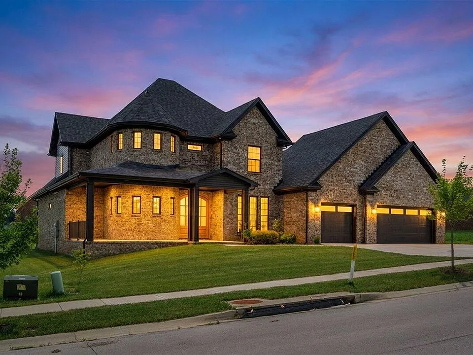 413 Weston Park