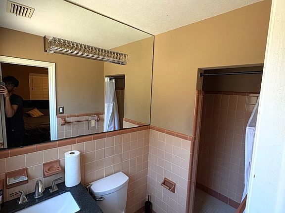 4th image of 1090 Margaret Dr #4